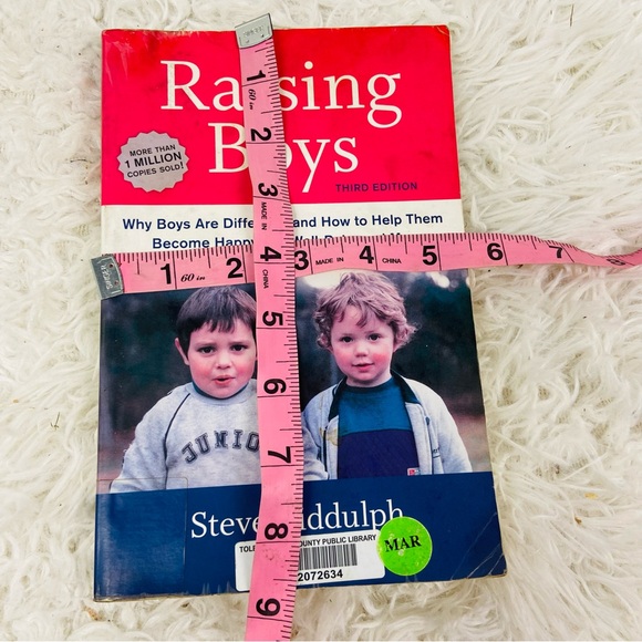 RAISING BOYS third edition why boys are different & how to help them book - Picture 8 of 8